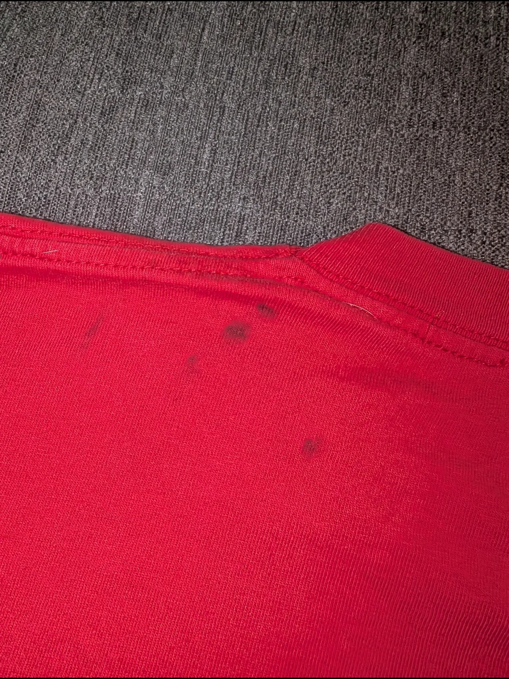 100% Canadian Team Canada Red Graphic Tee - Picture 2 of 4